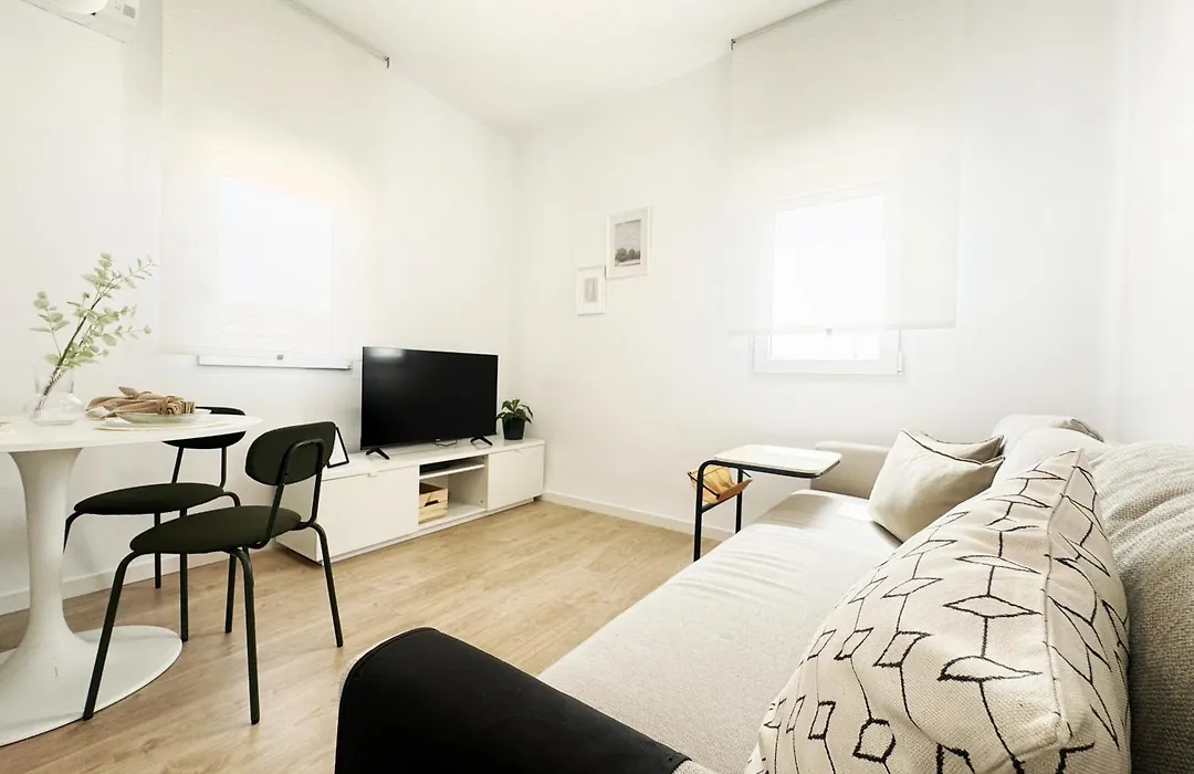 Retiro Residence White-1